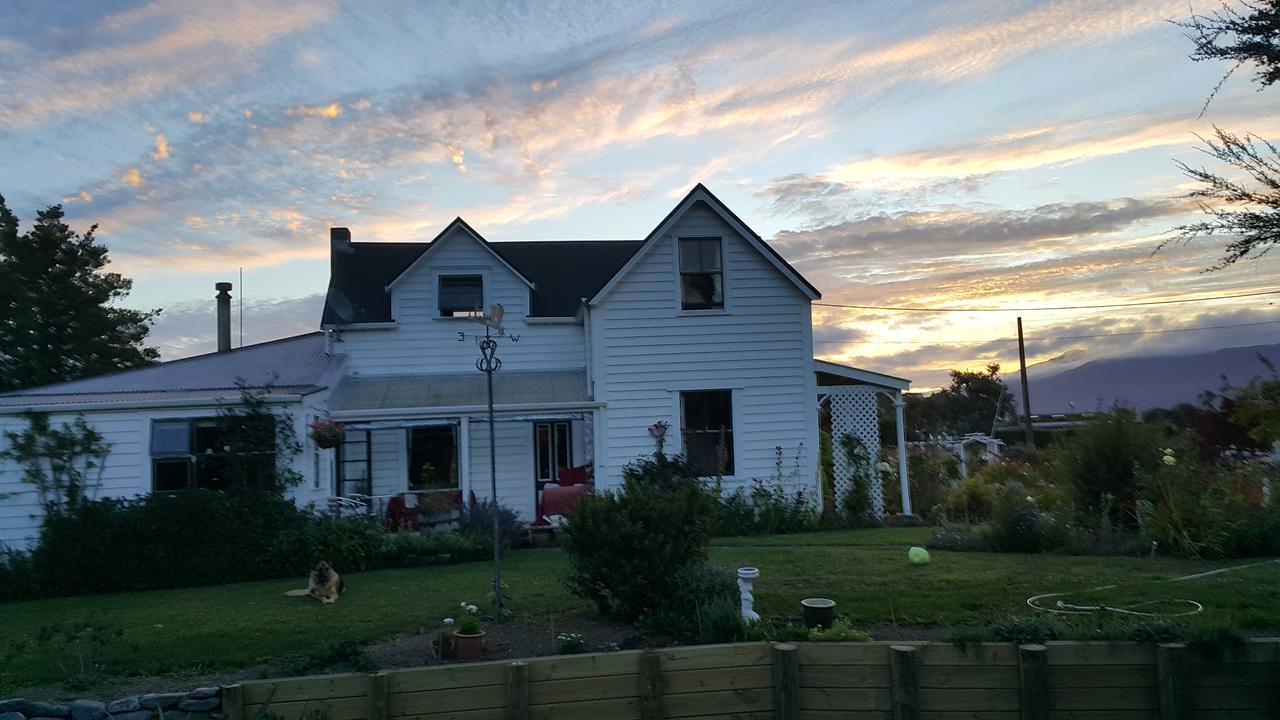 Ashley Villa Bnb ทาคาคา ภายนอก รูปภาพ